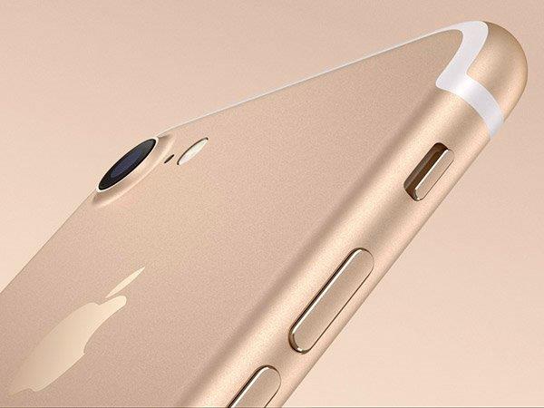 Samsung's Strategies to Take on Apple 