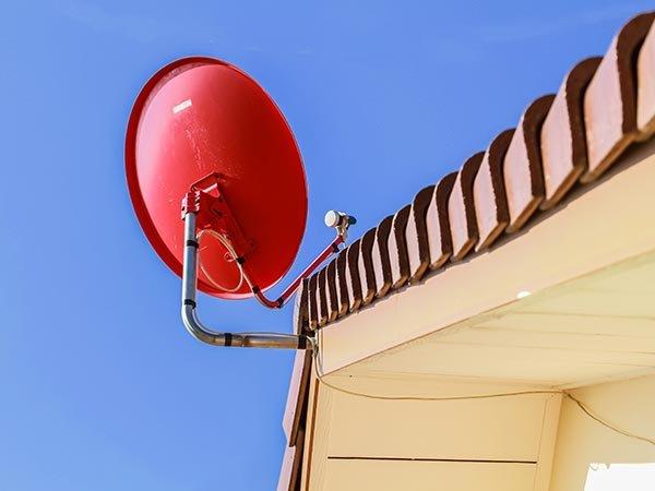 Shocking News: Reliance Jio Might Not Introduce its DTH Service!