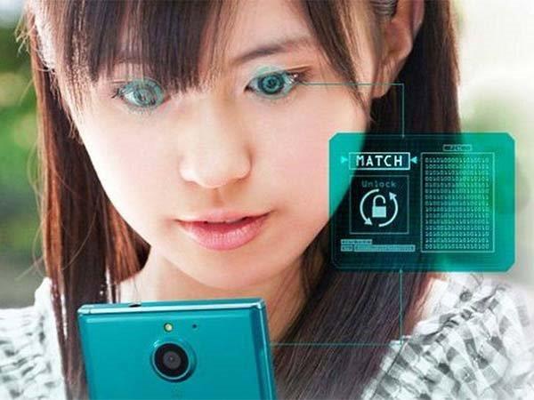 First Smartphone Based on Iris Recognition Technology for India