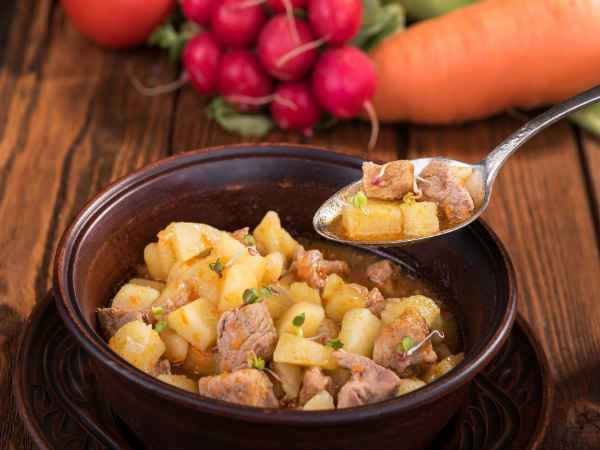Order Your Favorite Food With Zomato - Restaurant Finder