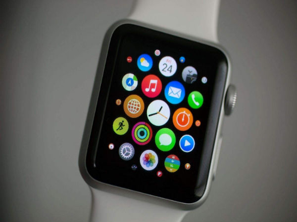 Apple Watch, 2015