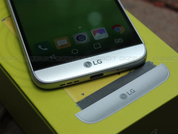 LG G5 and Moto Z with Modular Design