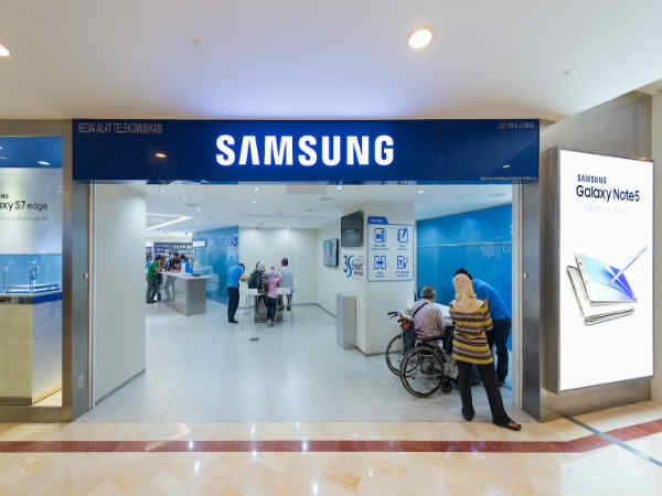 Samsung to Launch Two New Foldable Smartphones in 2017