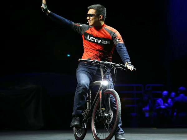 CES 2017: LeEco Launches Two Android Powered Smart Bikes 
