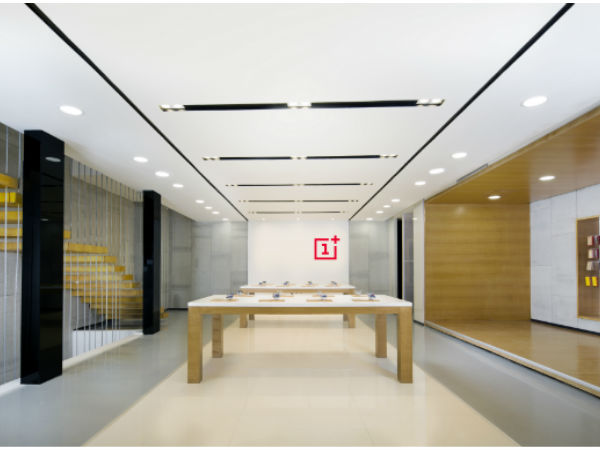 OnePlus Opens its First ‘Experience Store’ in India
