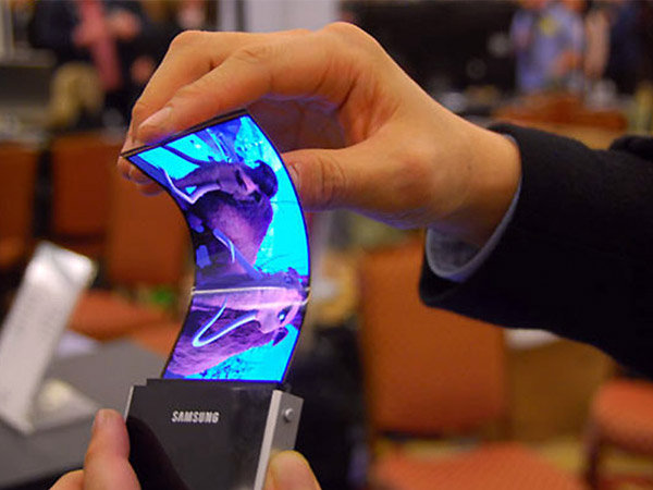 Samsung Galaxy X1 foldable smartphone launch delayed until next year?