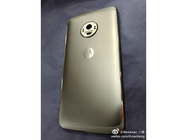 Moto G5 Plus live images hit the web showing metal body at its rear