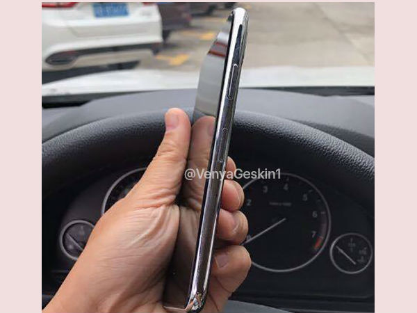 Same width as iPhone 7