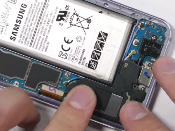 A clear glass back Galaxy S8