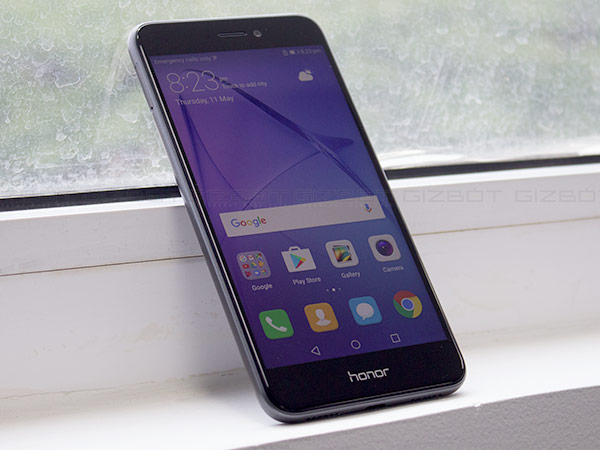 Wide-angle selfie camera lens