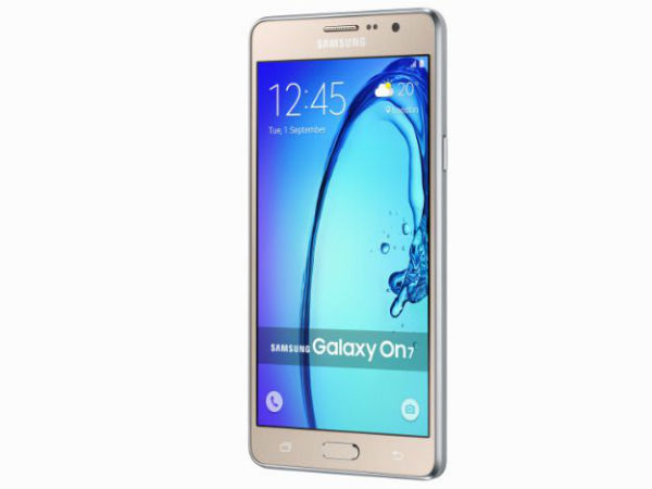 Samsung Galaxy On7 - at Rs.7990 (Flat Rs.1000 Off)