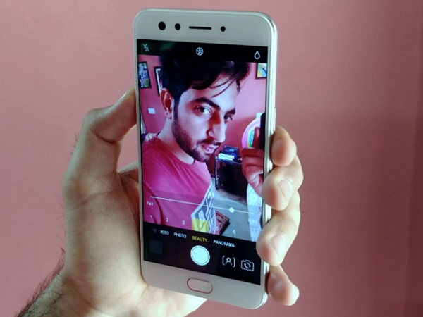 OPPO is once again set to revolutionize the 'Selfie' experience