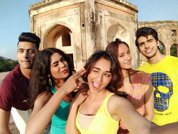 OPPO is once again set to revolutionize the 'Selfie' experience