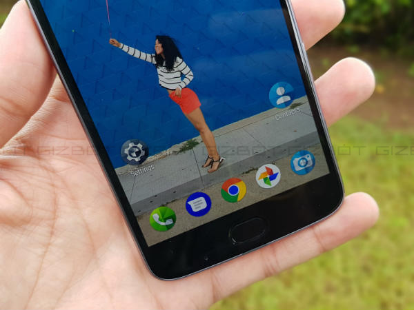 Full HD 1080p display