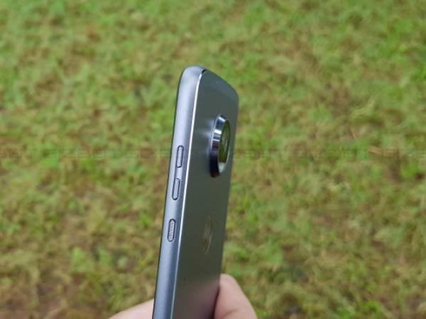 Battery: Surprisingly good for a device this sleek