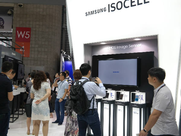 Did Samsung just reveal the dual camera tech for Galaxy Note 8? Did Samsung just reveal the dual camera tech for Galaxy Note 8?