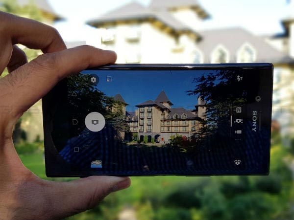 Camera: Sony’s best optics in a compact form factor