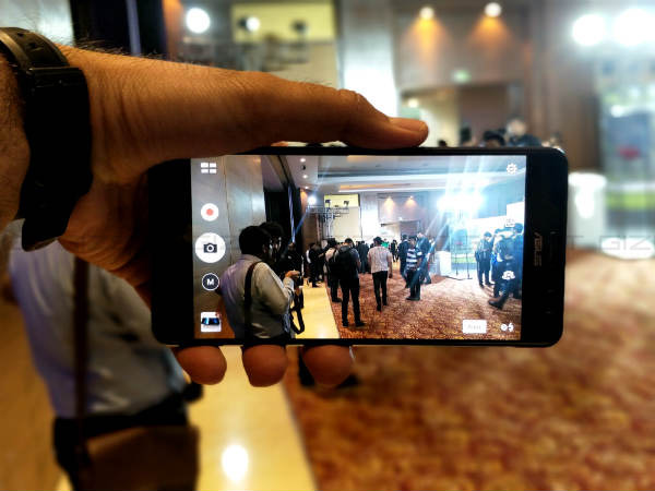 Camera: 23MP rear camera with 4K video recording support