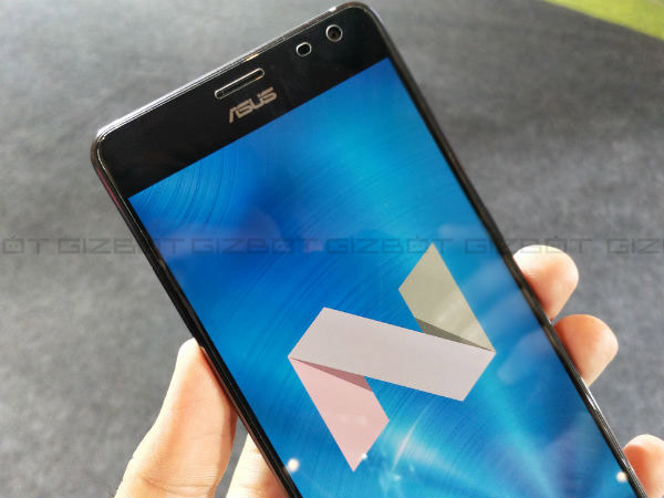 Software: Android 7.0 Nougat with a suite of AR and VR apps