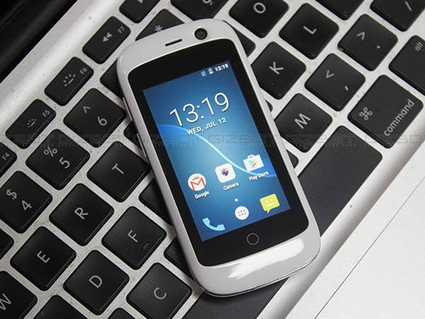 Design: A Lilliput Android smartphone 