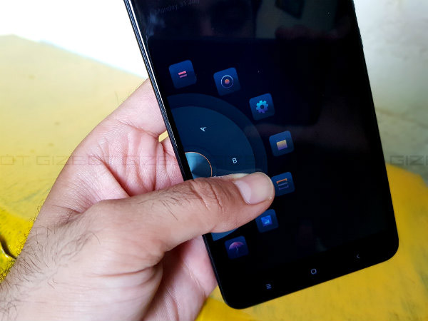 Software: Intuitive MIUI 8 based on Android 7.1.1 Nougat