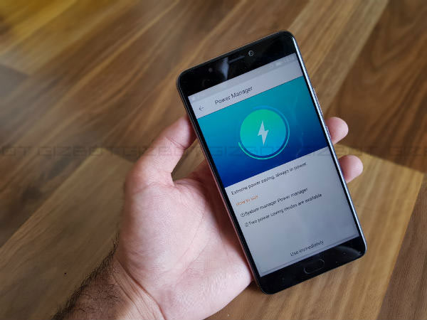 Battery and Connectivity: Can last for up to two days