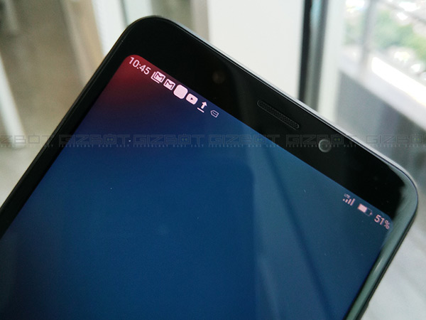 Display: Beautifully designed and responsive