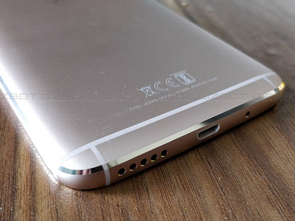 Battery and Connectivity