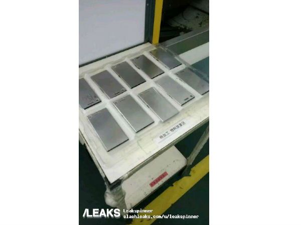 Sony Xperia XZ1’s leaked rear shell shows a massive camera module