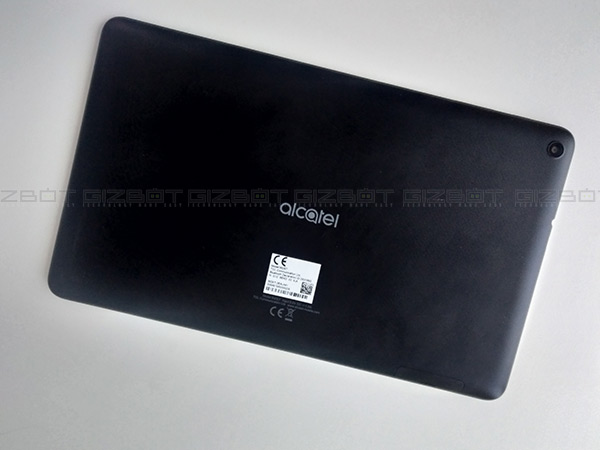 Design: Bulky for a tablet!