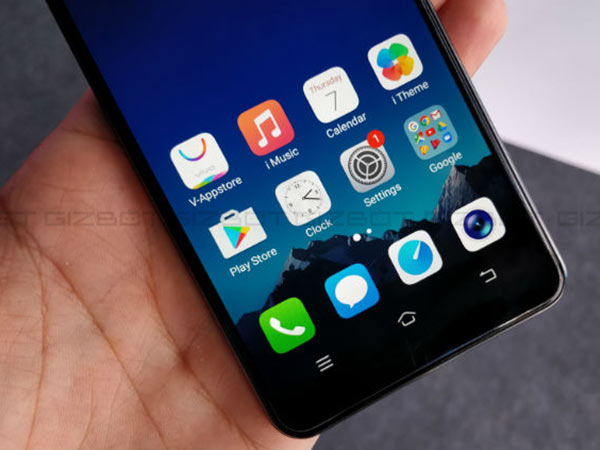 5.99- inch Full View IPS LCD display offers just 720p resolution