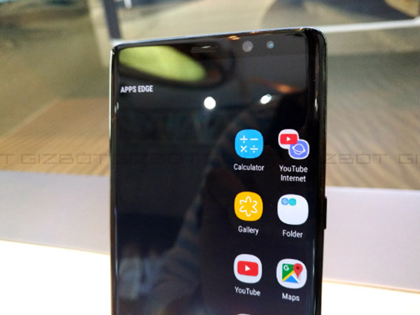 Software: Android 7.1.1 Nougat with several tweaks from Samsung