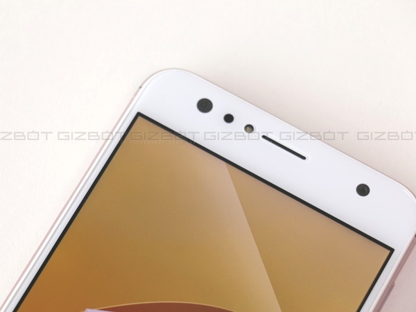 Camera: Carries its name well enough!