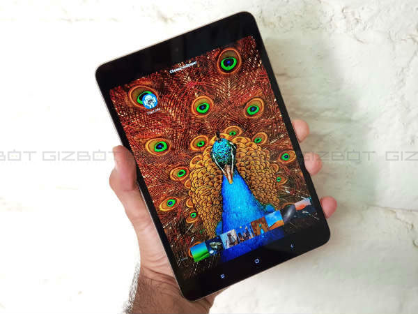 Display: 7.9-inch Retinal display is excellent for video playback and gaming