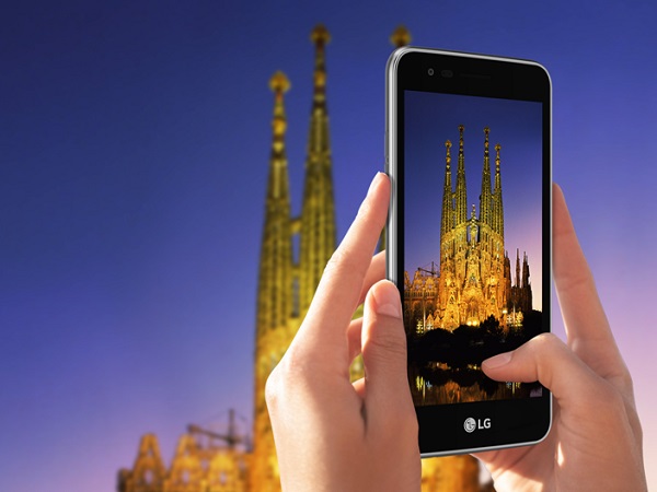 Light Weight and Wide Display