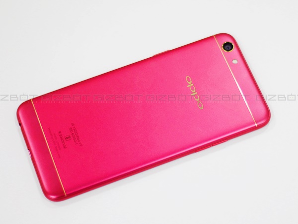 Oppo F3 Diwali Edition first impression: An ideal gift?