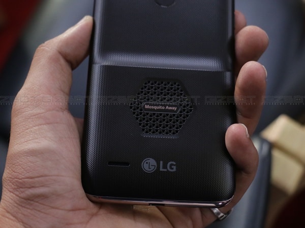 LG K7i First impression: Mosquitoes, keep away!