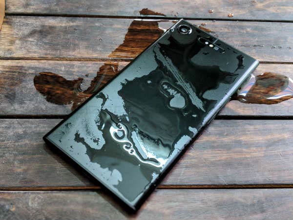 Water-dust Resistant (IP68)