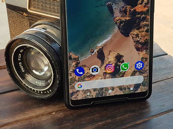 Stock Android 8.1.0 is snappy, effortless and intelligent 