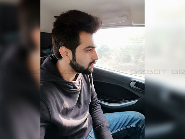  13MP front camera that also captures Bokeh shots