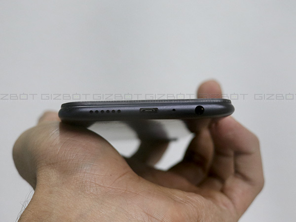 ColorOS 3.2 does a good job