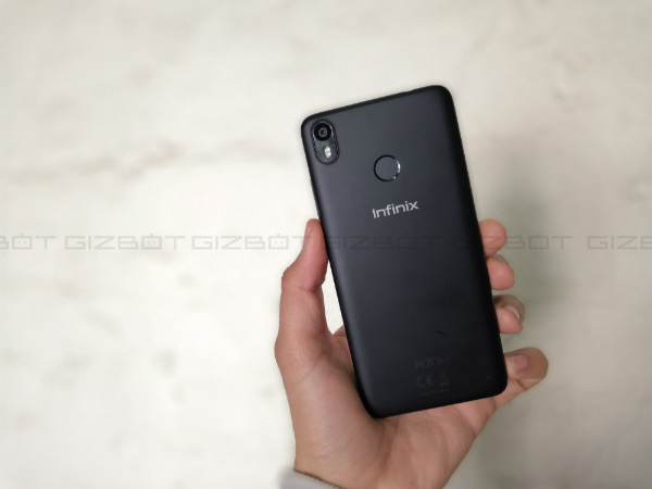 4,000 mAh battery unit and standard connectivity features