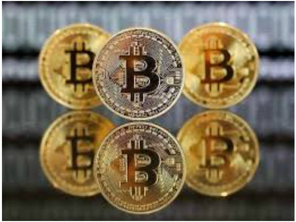 With Cryptocurrency crashes Bitcoin value falls below $8000