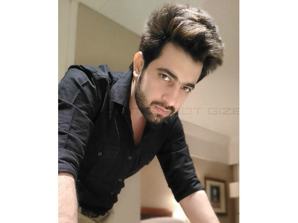 Crisp and detailed selfies