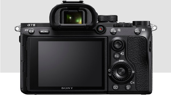 5-axis optical in-body image stabilization with a 5.0 step shutter speed 