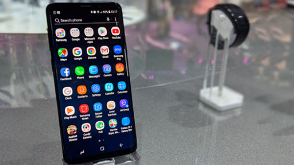 Android 8.0 Oreo with Samsung UI