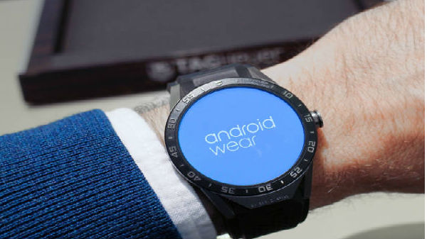 Google Assistant for Wear OS gets Spanish and Hindi Language support