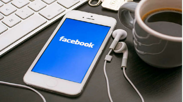 Facebook's prioritizing Local news in News Feed