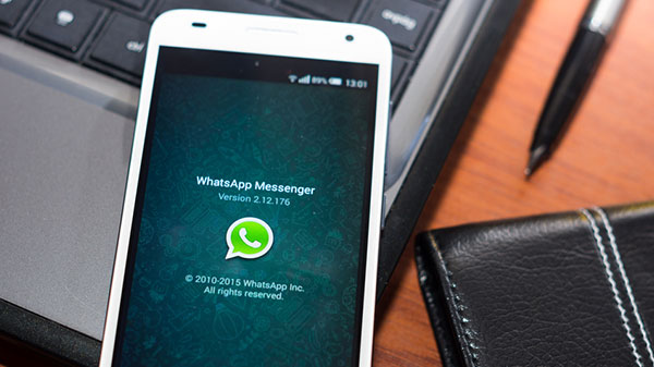 Here's a trick to create Fake WhatsApp and Facebook Conversations