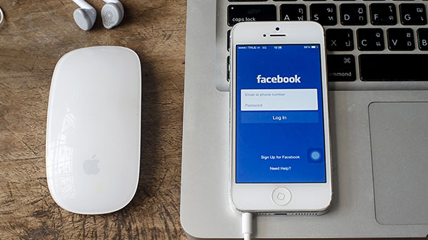 How to upload high-quality images on Facebook from your phone